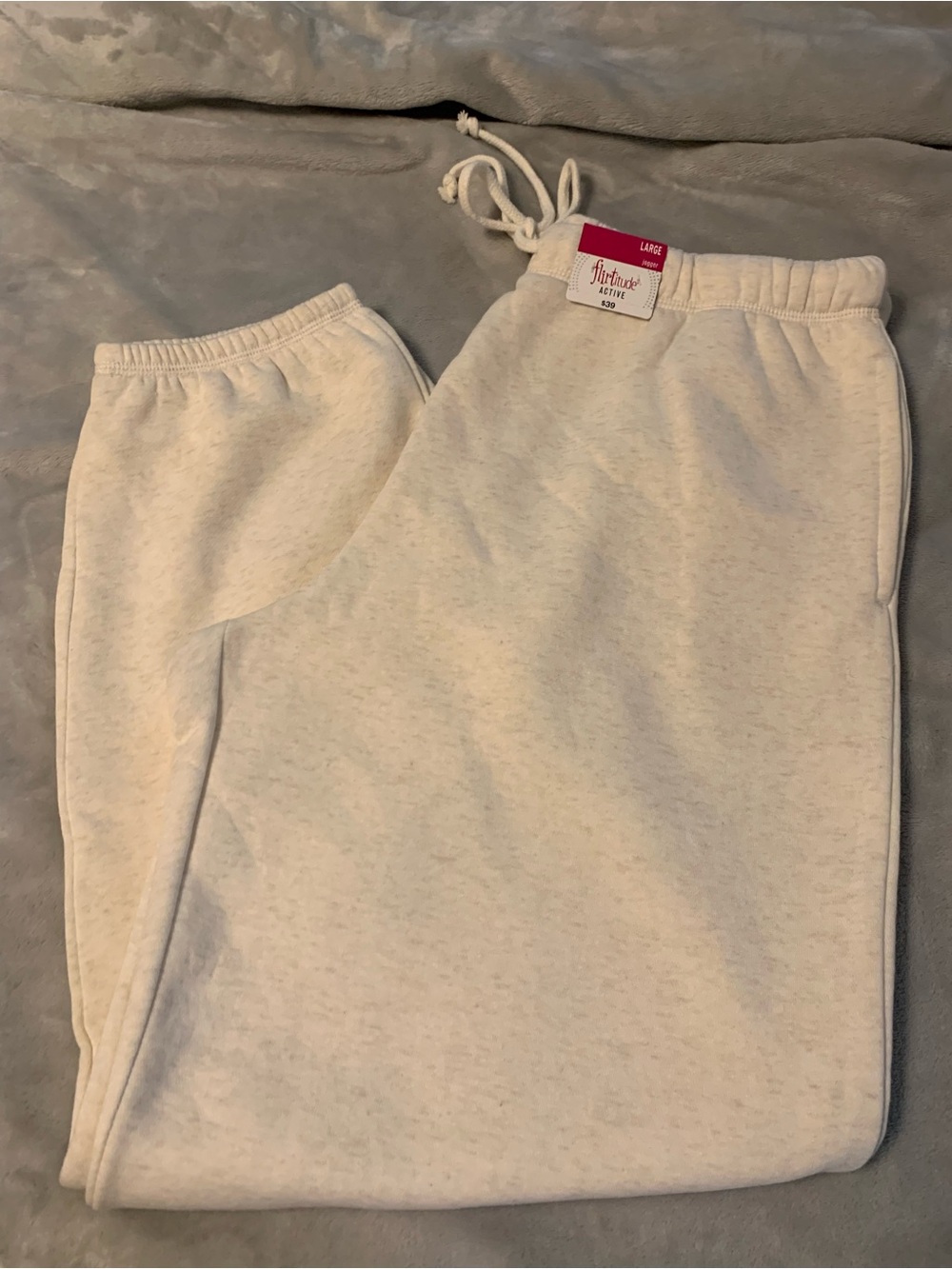 Woman’s Cream Drawstring Sweatpants Flirtitude large